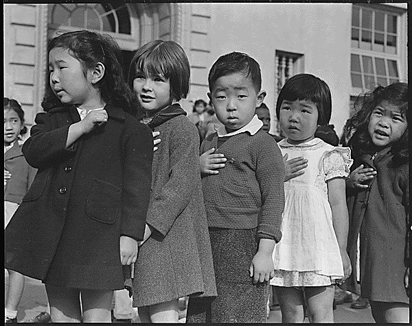 Educators! <a href="/librarycongress/">Library of Congress</a>’s #AANHPIMonth teaching guide has K-12 lessons &amp; resources in social studies, literature, and the arts focusing on the experiences, achievements, &amp; perspectives of Asian Americans and Pacific Islanders across U.S. history. asianpacificheritage.gov/for-teachers.h…