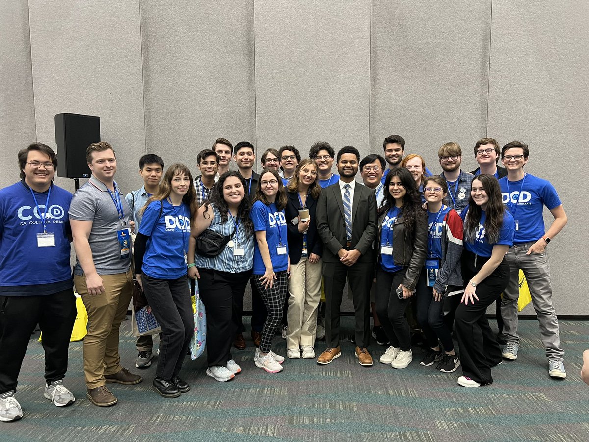 cacollegedems's tweet photo. Had a wonderful time at the @CA_Dem Convention on Saturday! https://t.co/LMnAe3llUi