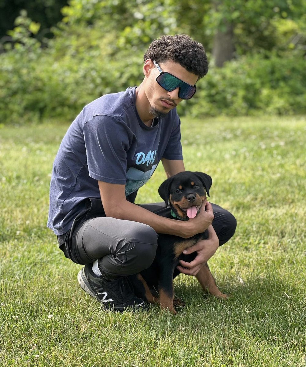 gretchen_burgos's tweet photo. You’re The Anchor Of My Life. Ivan My First Born @plantaindia ❤️‍🔥 #soon22 #myking #teamoakley #oakleysutro @sutrooakl #Oakley @oakley @rottweilerlife #rottweilerlife #rottie https://t.co/jutXHiLpC1