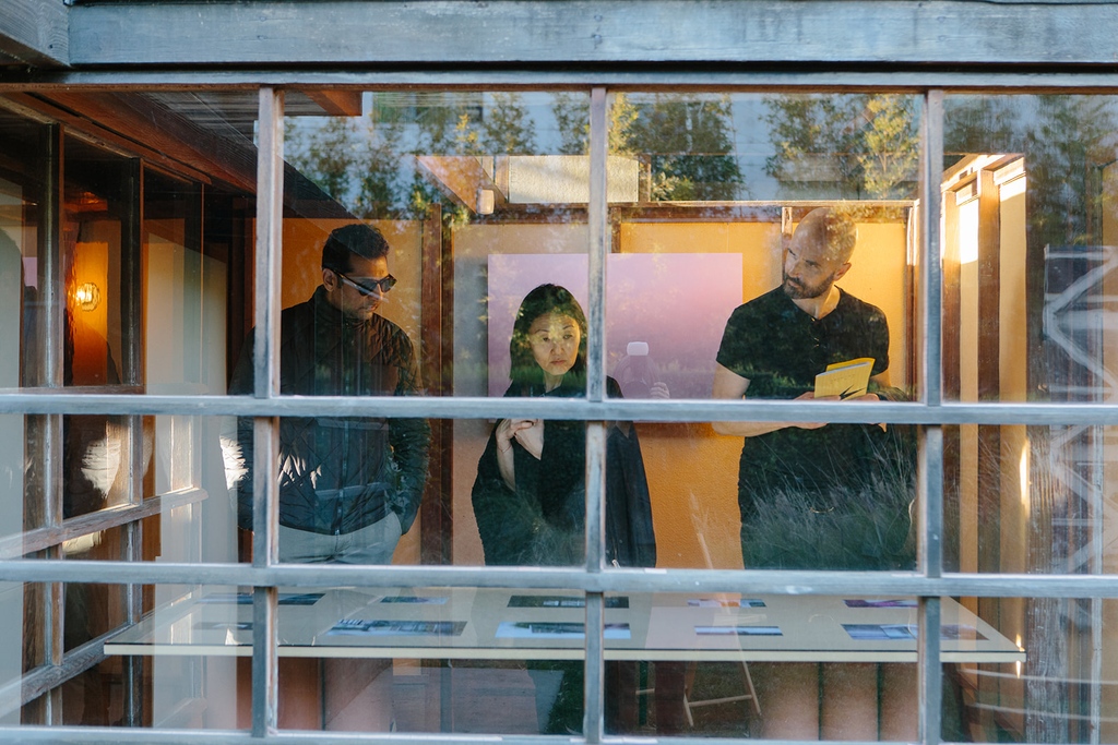 Save the Date! Join us on June 1st from 12 – 1 PM for online artist panel, Zohn at the Schindler House. This is the second in our series of conversations about Alejandro Zohn’s work in Guadalajara.   

Link in bio for more info.