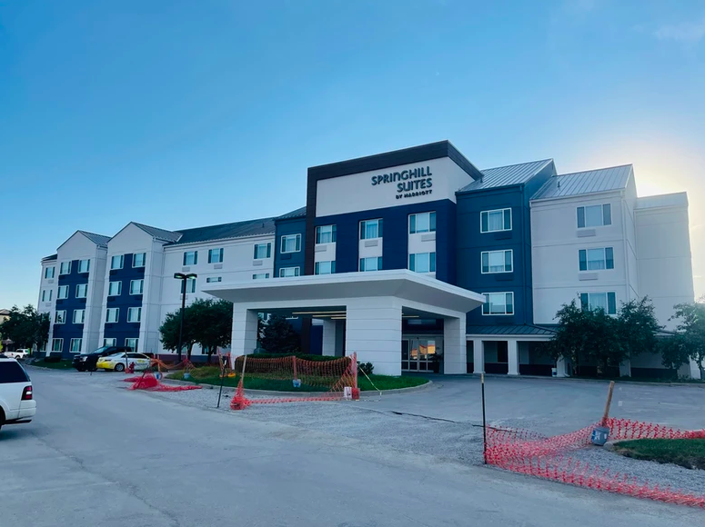 Who doesn't love a good before and after?

Swipe to see the finished product of this Springhill Suites in n Overland, KS. 😍

 @SpringHillSuite @Marriott 

#hotelrenovation #hoteliers #hotels #hospitalityindustry #hospitalitynews #guestsatisfaction #vacation #marriott #bonvoy