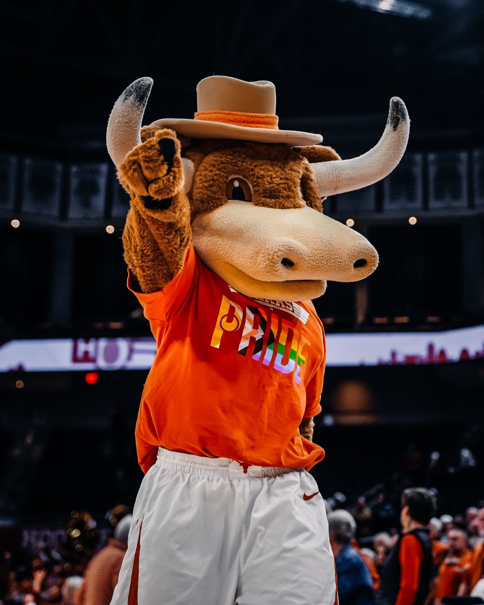 love is love, y'all 🤘

#HookEm