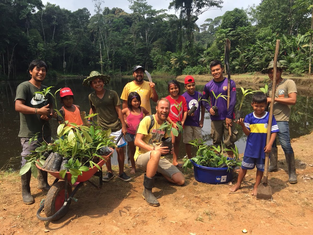 24,083 Trees planted in #Ecuador✨🌎

These trees were planted to restore 38.50 hectares of land. Planting trees here will protect, restore, and conserve the #Amazon's forest and related sacred resources 🌱 #reforestation #environementists #treeplanting