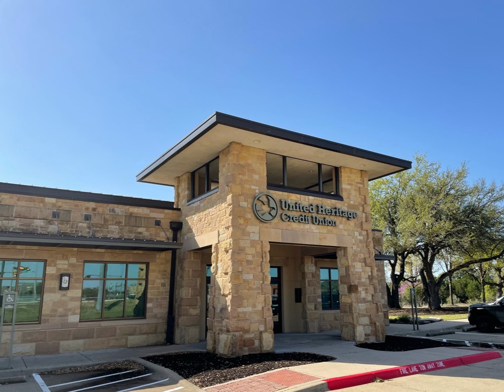 Hello From our Southwest Austin branch! We hope everyone has a great Tuesday! #HelloFrom #uhcu #Southwest