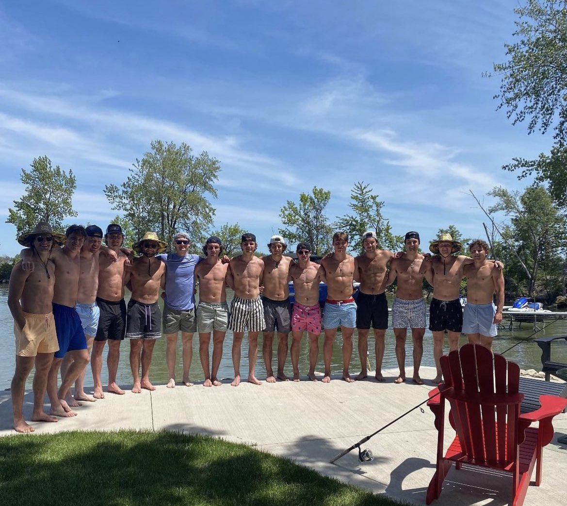 43wsqk's tweet image. (M)an (I) (L)ove o(F)f season