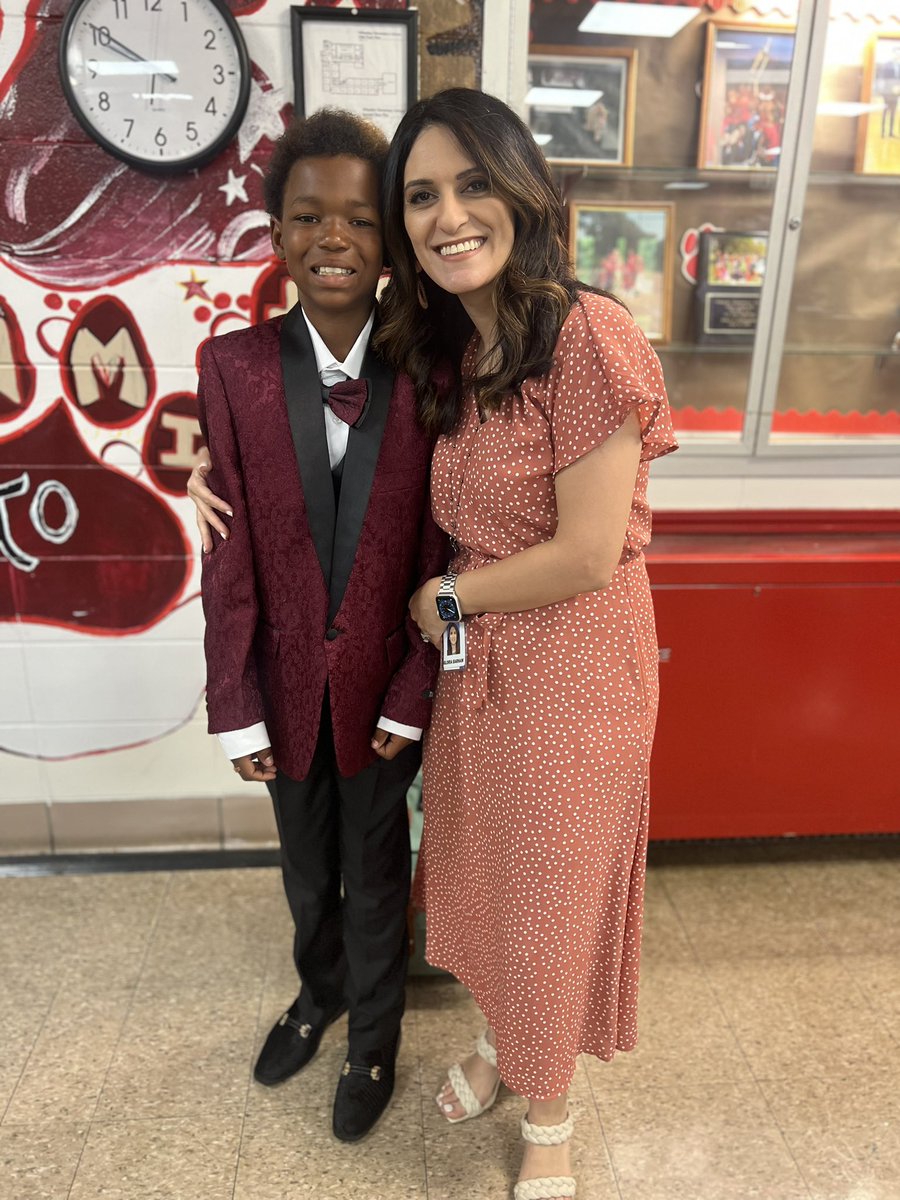 gbarhamCEIS's tweet photo. It was a special day at @PWWildcats celebrating our 5th graders! We’re so proud of their growth this year!! #OhThePlacesYoullGo https://t.co/FXIO4M3mDB