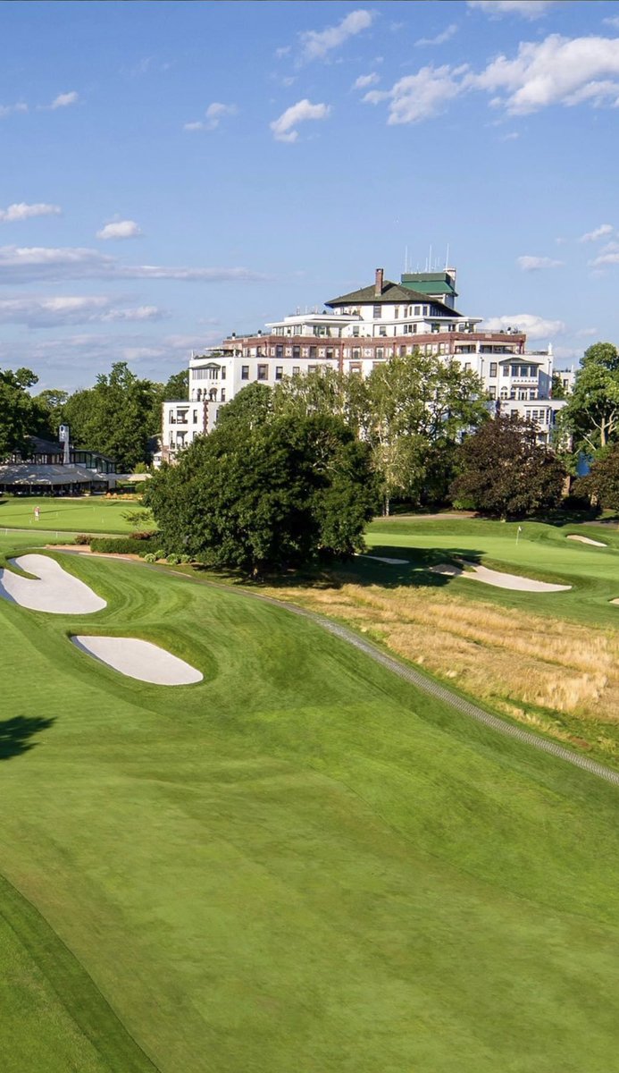 This is where I started my teaching career. The incredible Westchester CC which includes a beach location, 45 holes of golf and a huge polo field as the range. I cut the back of that polo field 3x each week. Often taught on that side! In Rye, NY. @metpga #westchesterny