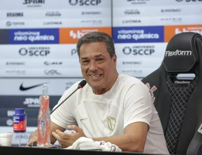 JoaoJacetti's tweet photo. [THREAD] A continuidade no Corinthians e o encaixe de Renato

Depois de vários testes, Luxemburgo decidiu dar sequência a um time e tem visto o desempenho melhorar.

Mas ainda temos problemas! Renato pode ser a solução?

Vamos falar sobre nossos padrões e esse encaixe?
Segue o 🧶 https://t.co/9OEcyVEaOP