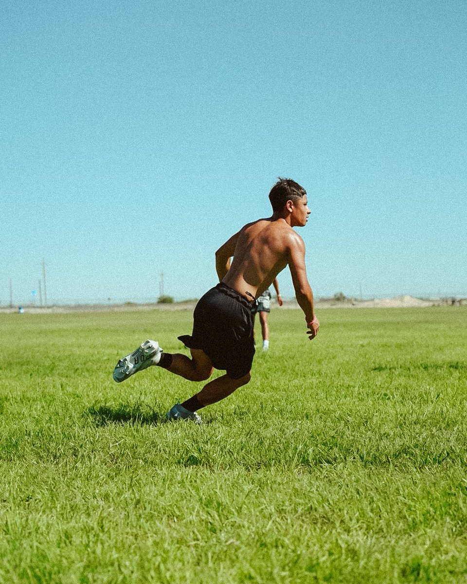 fortstocktonfb's tweet photo. The Panthers are kicking off the summer with 7on7 practice this morning! Fall is just around the corner ๐ #panthers #panthersfight #goblue #fortstockton #txhsfb #texashighschoolfootball #football #fridaynightlights #gopanthers #fstx #teamneverquit https://t.co/hJhgv1eirC