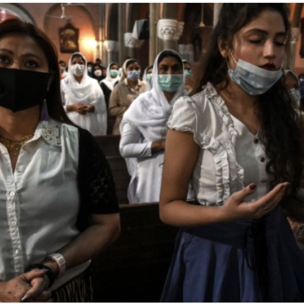 CoptSolidarity's tweet image. Pakistani Christians just ask ‘fair treatment,’ leaders say By John Burger @AleteiaEN 
Similar situation in Egypt w/ abuse of blasphemy law against #Copts, &amp;amp; abductions, forced marriages &amp;amp; forced conversions of Coptic women &amp;amp; minor girls.
tinyurl.com/bd9uyewf