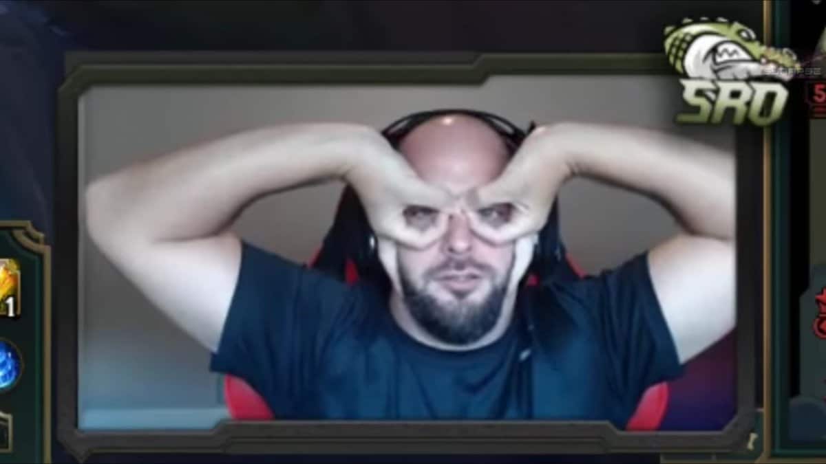 i0ki_LoL's tweet photo. I just want to make a community appreciation post for SoloRenektonOnly 

Mike is such a genuine dude + hardworking grinder that never is involved in drama.  Even though the whole community memes on him he takes it in good humor and just does his thing

He was the first big streamer to host me YEARS ago, and I'll always remember how much that meant to me ♥️  

BOOM WADDUP