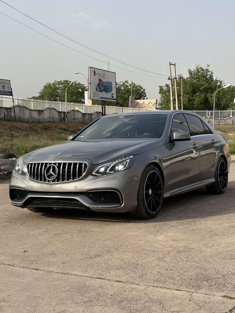 Automall_ng's tweet image. Mercedes Benz E350 2014 model 
Duty: paid 
Price:9.7m
Location: Abuja 
#NNPC #godwin #Emefiele #fuelsubsidy 
@__yellows @aisha_shugaba @zabeenarh @el_uthmaan @KRE360 @AM_Saleeem @Mvnaaa___ @BashirAhmaad @moderate_ustaz @KawuGarba
