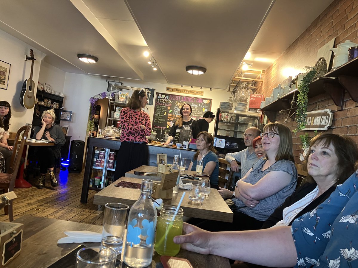 Excellent Green drinks meeting in sunny Keighley at the Well-being Lounge.
#Keighleysocialenterprisetown #biglocal #socialaction