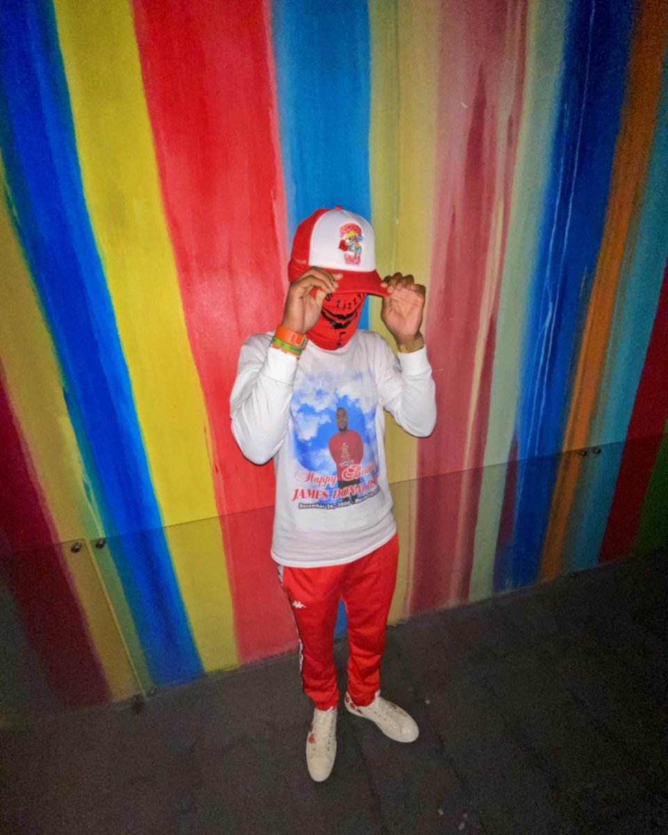 Kash3rDon's tweet photo. Wear The Crib Apparel Like It’s De$igner 🤝🏾 #hooddesigner https://t.co/ao8rNIDrlJ