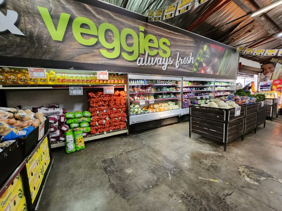 JEEMC3's tweet photo. Freshness is our game and quality is what we have😊🏪🛒🇿🇦

Do visit our Big Save Waltloo Fruits and Vegetables Department and pick any fresh produce products you want.

#BigSave #BigSaveWaltloo #fruitsandvegetables #freshfood #BigSaveWaltlooFruitsandVegetables https://t.co/Ae0S3FqwX5