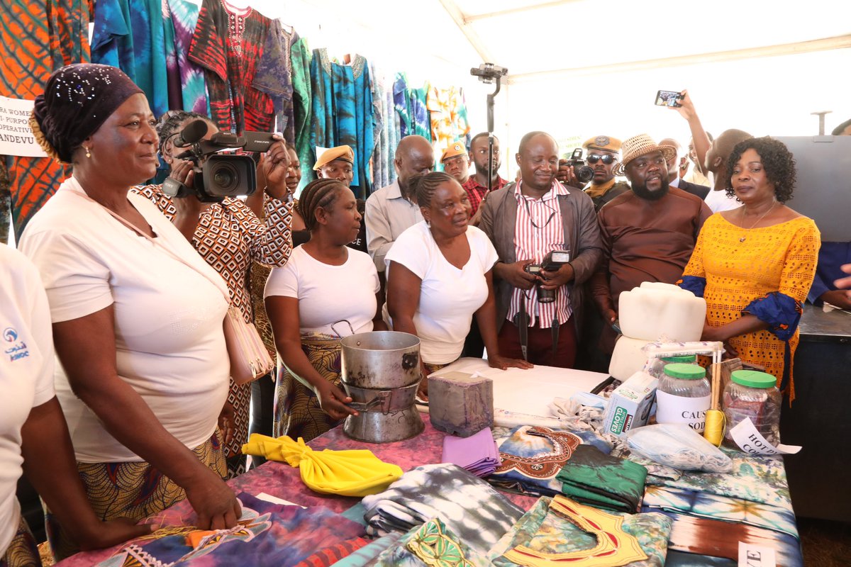 It was a joy to meet beneficiaries of #CDF including cooperatives engaged in tailoring, poultry business & making peanut butter. That’s what happens when citizens partake in decisions that affect their lives. Now we should go a step further & help #OurPeople with #MarketAccess.🇿🇲