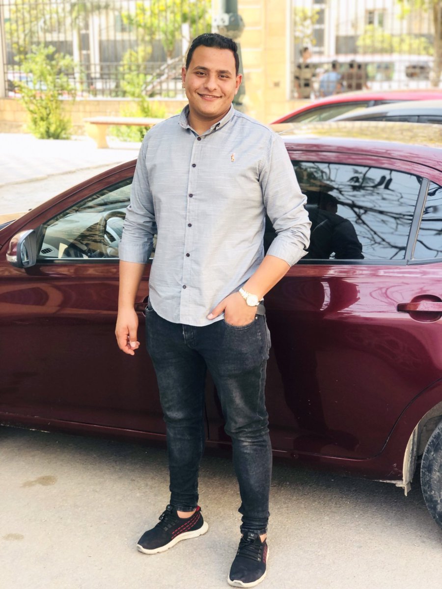 "وإن غاب نصفك، لا تكمل فراغك بالعابرين."