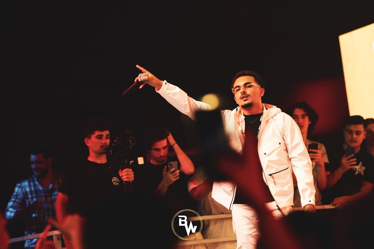 allproductionfr's tweet photo. Félicitations à @Rk_Officiel77 pour son single de diamant avec « Lola » 👏

La vidéo de son showcase au Blue &amp; White arrive 🔥 https://t.co/kYj8IruyOk