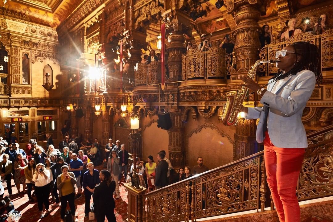 NoMAAarts's tweet image. 🚨The 2023 Uptown Arts Stroll Opening Reception is only 2 days away🚨

Join #NoMAA at the 21st Uptown Arts Stroll on Thursday, June 1, 2023 at @sugarhillmuseum.

Check out these pics of the 2019 #UptownArtsStroll Opening Reception courtesy of @VivarPhoto.

nomaanyc.org/events/uptown-…