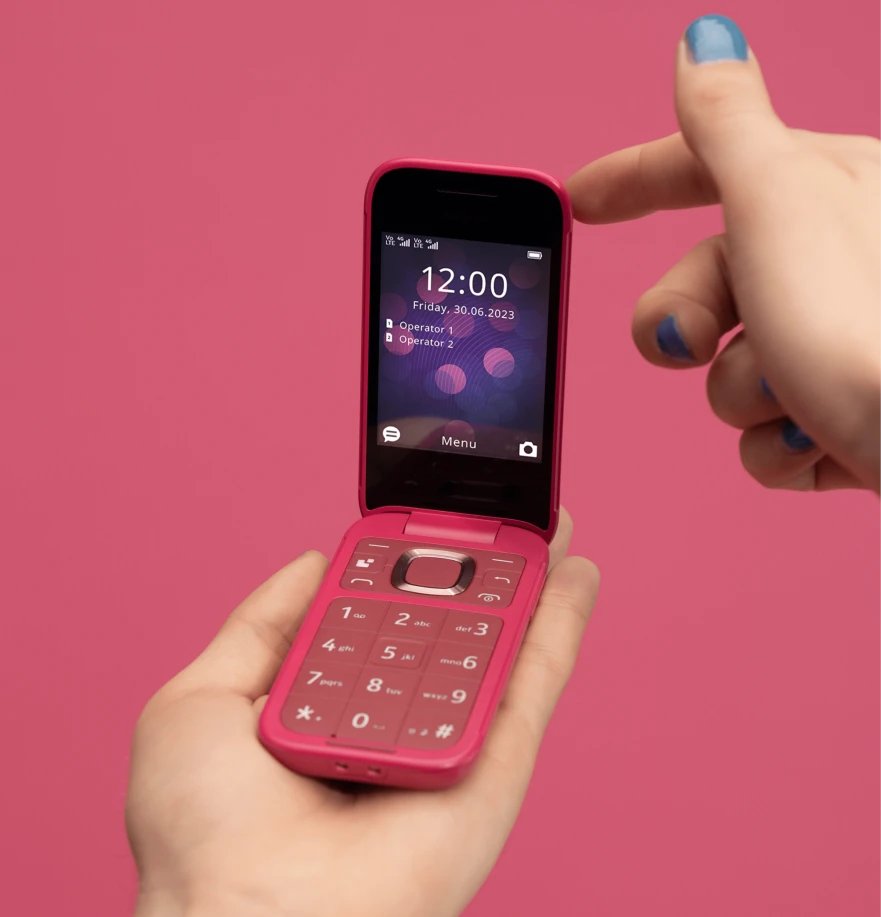 If @Barbie used a phone for Digital Detox, it would surely be this @NokiaMobile 2660 Flip in Pop Pink. 😉 #Nokia2660Flip #BarbiePhone #PopPink #NokiaMobile #LoveNokia