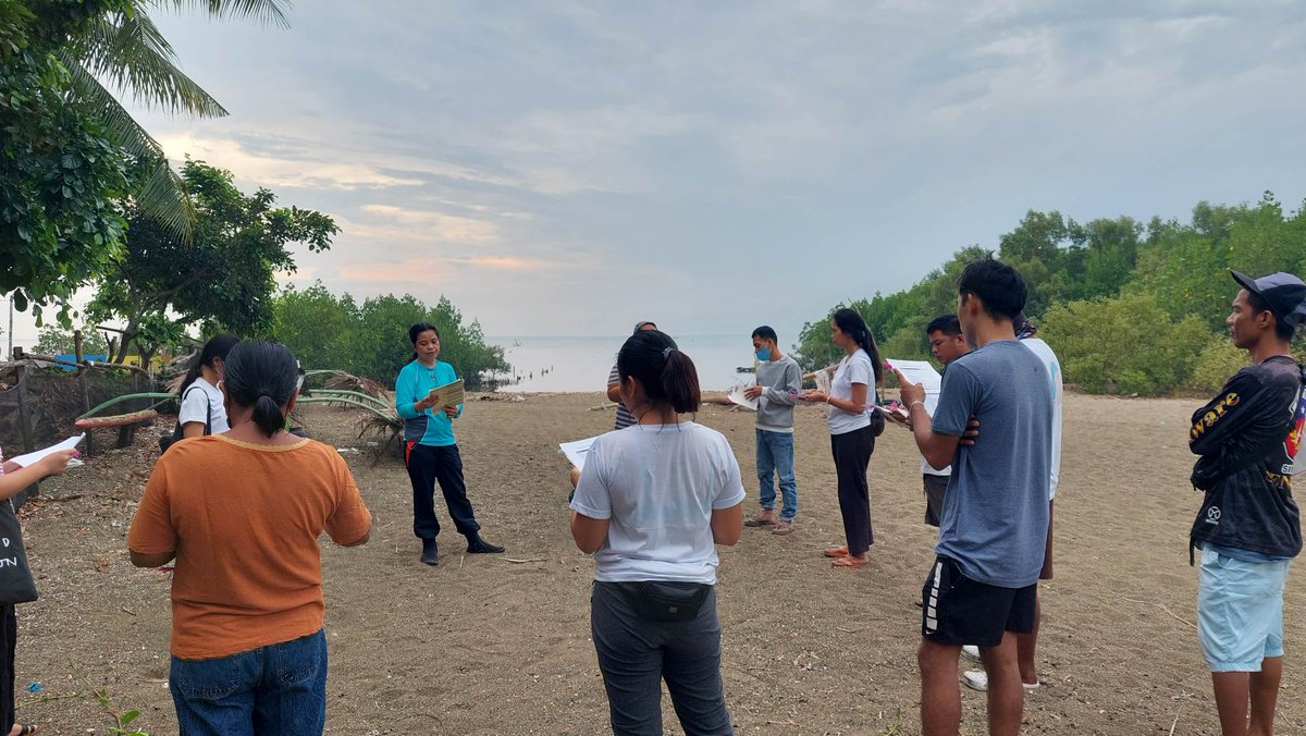 Mangroves are amazing creatures that help keep our coastlines healthy! #ClimateAction #MangrovePlanting

Mangrove Rehabilitation Project in partnership w/ @beach_token and SOA w/ ZSL trainors. 

Click our #BeachAction post here:
beachcollective.io/share/1262/