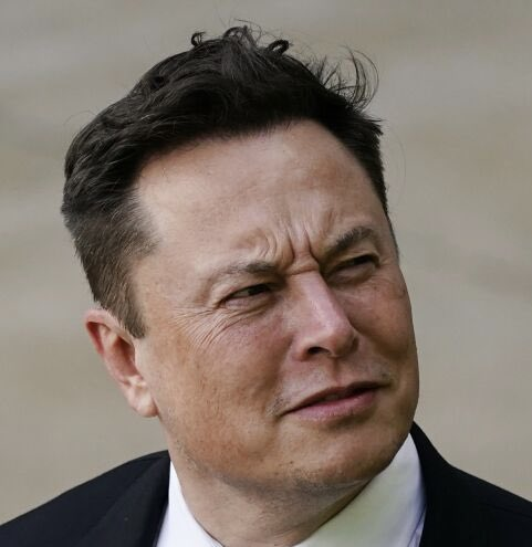 MemeLordiest's tweet photo. @OmarRiverosays Elon reading your nonsense tweet: https://t.co/g2AaT5KNNF