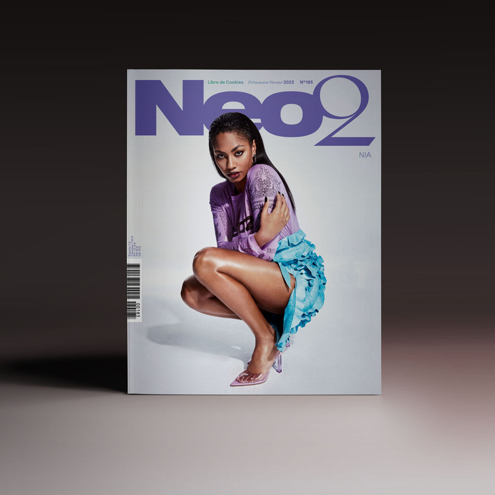 NiaCorreiaWEB's tweet photo. 📰 @NiaCorreia es portada del número de primavera verano de la revista @Neo2_Magazine

Puedes conseguir tu ejemplar en kioscos o a través de su web especificando que quieres la portada de NIA: https://t.co/ijmP4qxTt2

📸 Hervas Archer. https://t.co/Y8ISr9lCdB