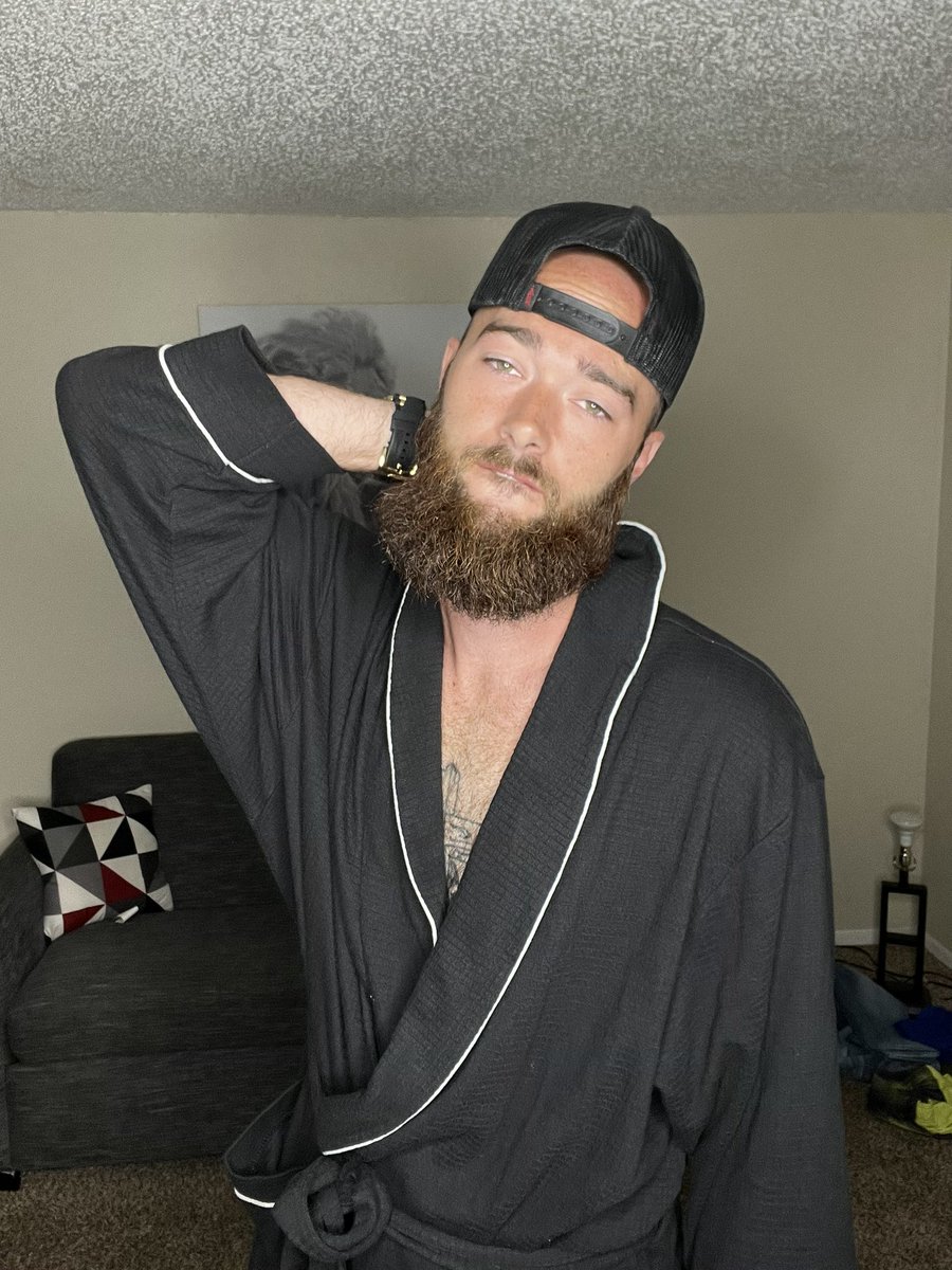 Robert Tison on Twitter "I need a sugar daddy/momma Wya đŸ‘€ Serious