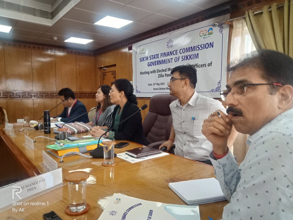 <a href="/PRIA_India/">PRIA India</a> facilitating 6th State Finance Commission #Sikkim Consultation with elected representatives of Gram Panchayats and Zilla Panchayats revealed capacity gaps and challenges in generating Own Source Revenue for developmental needs. 
facebook.com/10006681978617…