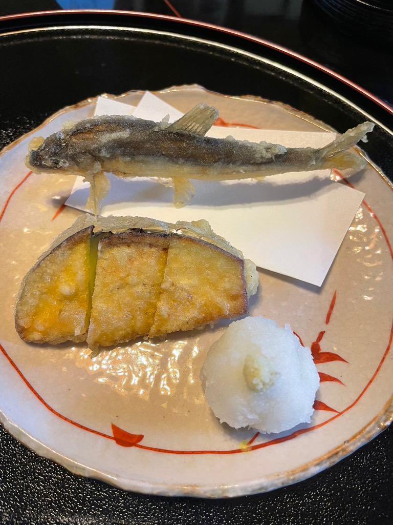 浮いてる！

#delicious #tempura #japanfood #kyoto #rentalcar #レンタカー