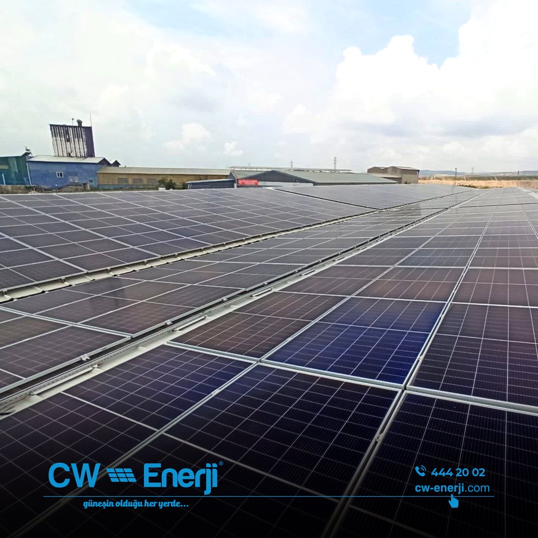 CW Enerji olarak Denizli OSB'de uygulamasına devam edilen 2,32MWp gücünde çatı üzeri GES projemiz çok kısa bir süre sonra tamamlanarak, daha yaşanabilir bir dünya için yeşil enerji üretmeye başlayacak☀️⚡️

#cwene #cwenerji #güneştenelektrik