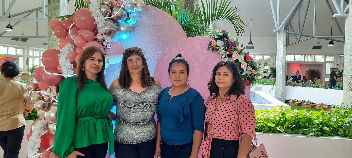 Carmen Hernández ❤🖤 tweet media