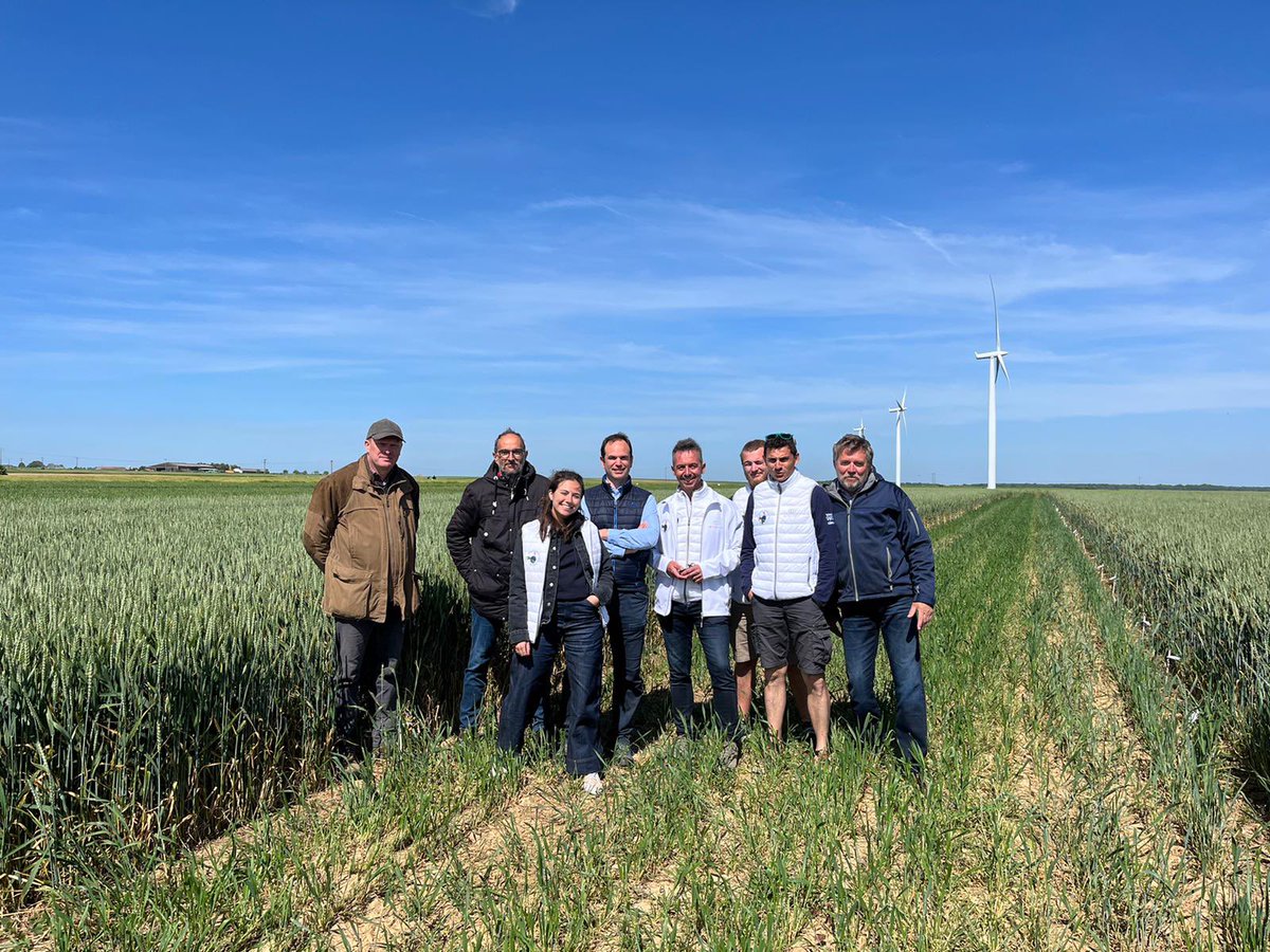 Le  #cofarmingtour a commencé ! 
Première visite avec notre partenaire <a href="/SyngentaFrance/">SyngentaFrance</a> sur une plate-forme #innodays