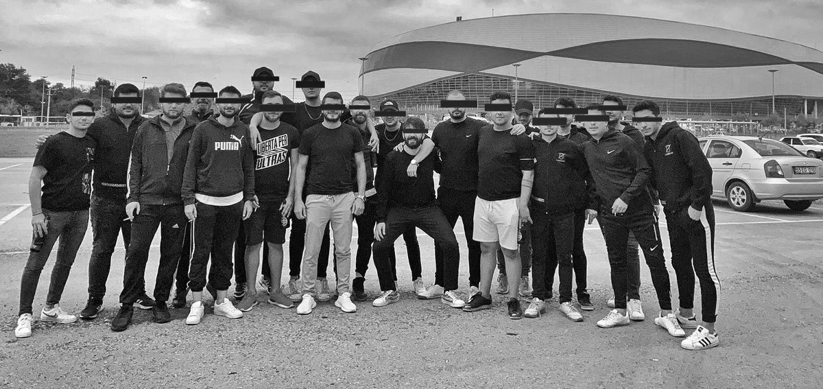 UltrasTurkish's tweet photo. Samsunsporlu taraftarlar, olası bir Galatasaray şampiyonluğunda kutlamalara izin vermemek için toplanmaya başladı. https://t.co/jinO1gI70e