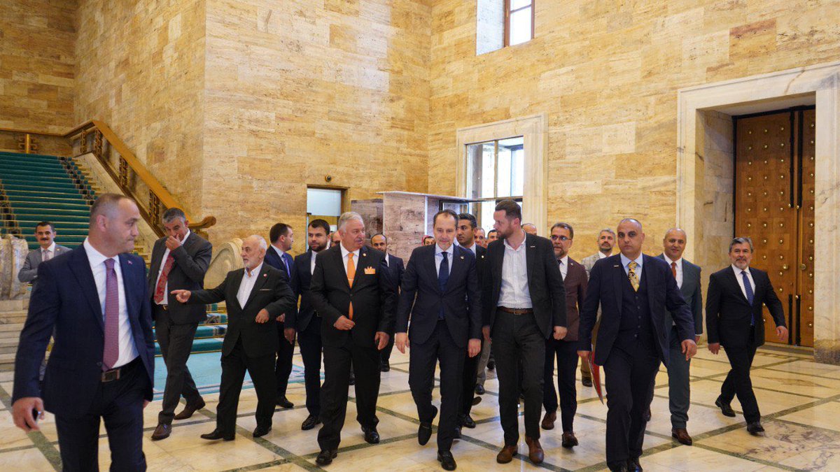 erbakanofis's tweet photo. Erbakan Meclis’te
Milli Görüş Meclis’te https://t.co/IHS9Pbsnt1