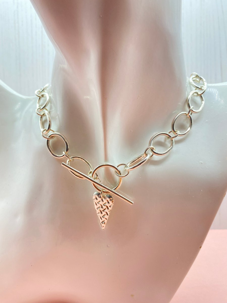 Chunky Link Choker Necklace with Heart Charm tuppu.net/fab2ecd #inbizhour #HandmadeHour #shopsmall #MHHSBD #giftideas #bizbubble ##UKGiftHour #UKHashtags #Choker