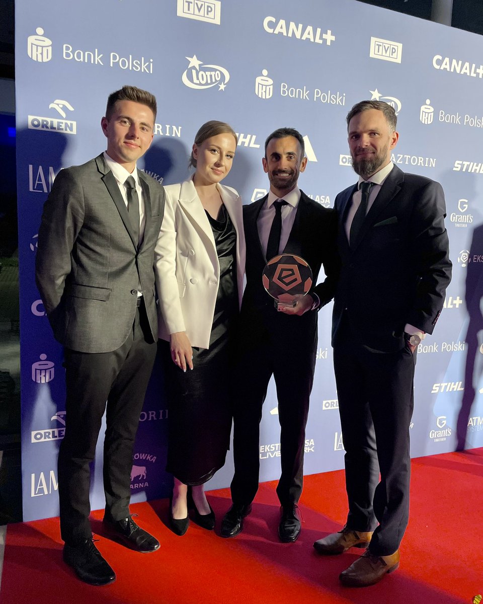 Karol Młot tweet media