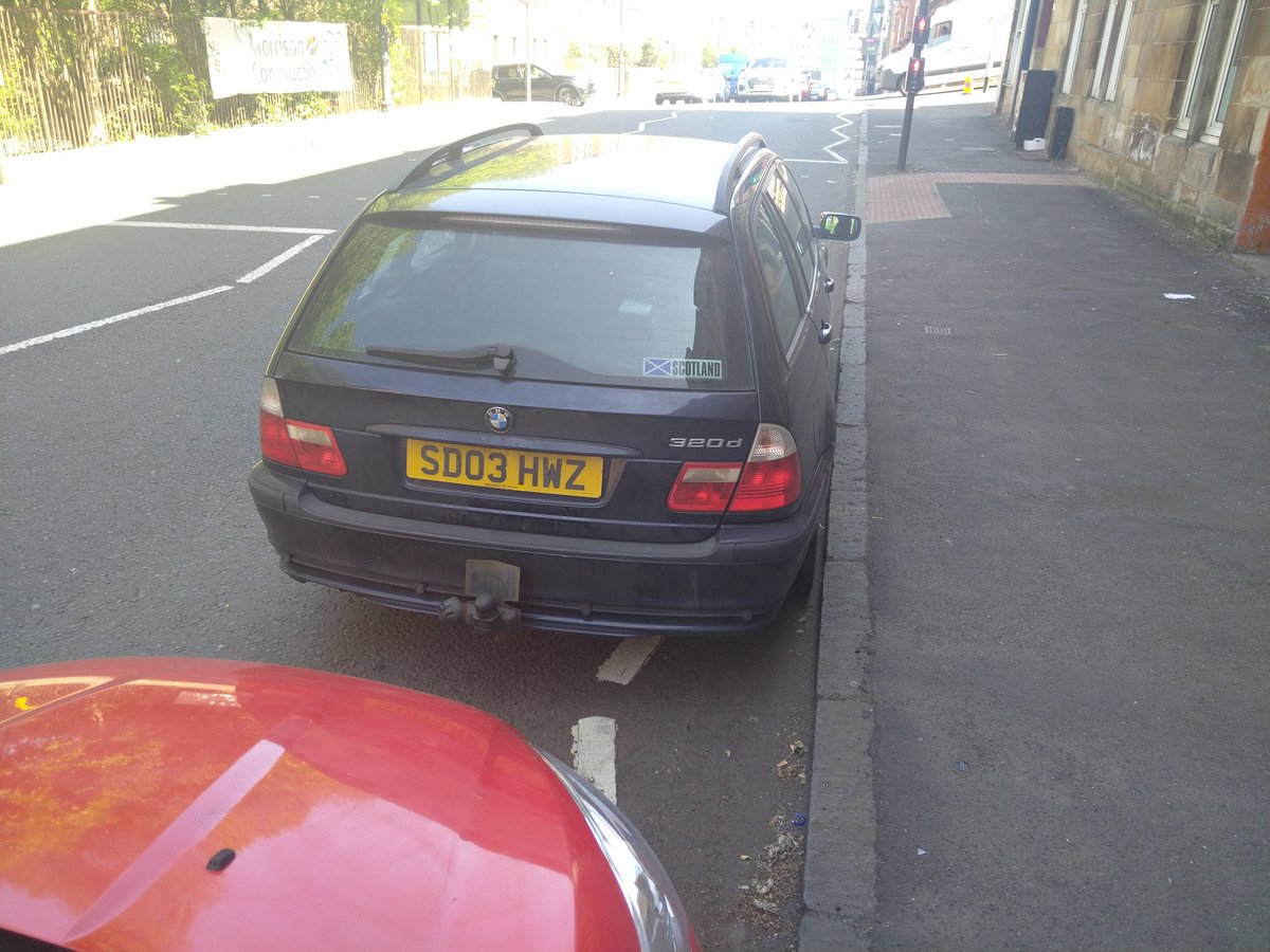 BCCletts's tweet photo. Local Polis walking past, just posted #Section36 #FPN for regular, local, illegal parking driver
Your fine is in the post! https://t.co/DCo5Gq9x6j