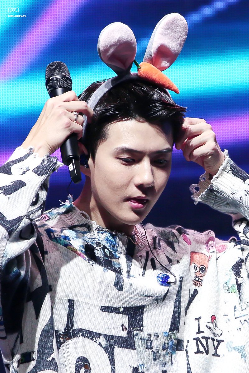 kimleeplay's tweet photo. คิดถึงเจ้ากาตุ่ยน้อยฉัมขวบแปดเดือนแล้วคับ 🐰🍡🧁🍼🤏🏻🧡
#SEHUN #세훈 #吴世勋
#EXOSCinKL #EXOSCinMY
#EXOSC_BackToBack
@weareoneEXO https://t.co/4Vgt4r8bQV
