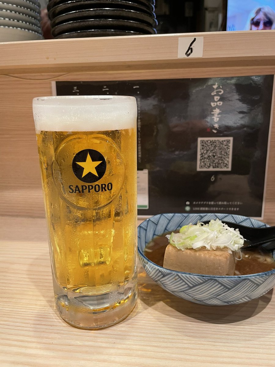 男は黙ってサッポロビールだな
飲んでもタンパク質摂取は忘れない