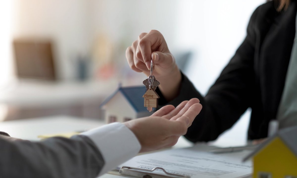 BushLettings's tweet photo. We are committed to ensuring that both our tenants and landlords have a great experience with our Cambridge lettings team, and we highly value the feedback and referrals that our clients give to friends, family and colleagues. 🫱🏼‍🫲🏽

#Bush #BushLettings https://t.co/De6ZWmGoDP