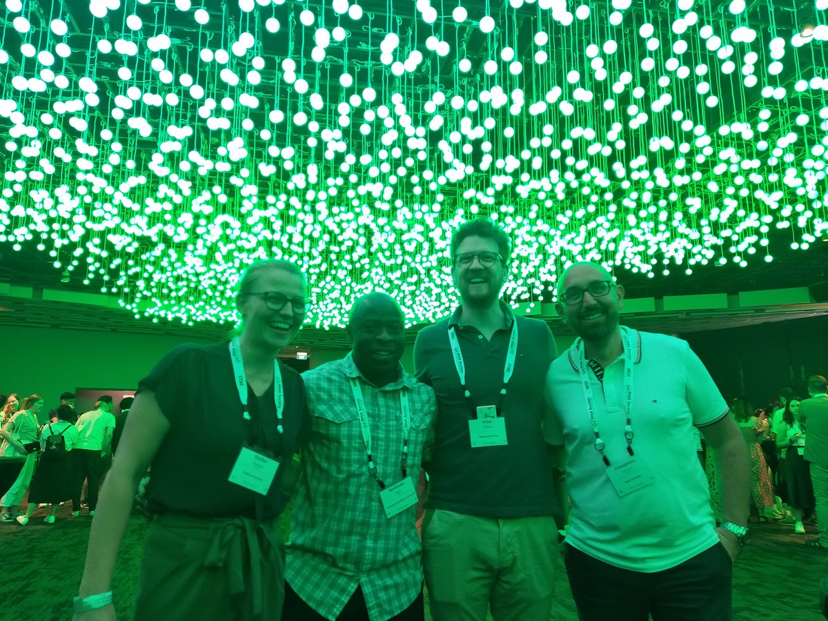 Dr Kehinde Ross (@kehindeross) on Twitter photo Enjoying food, wine and great conversation at #RNA2023 <a href="/gianpierodileva/">Di Leva Gianpiero</a> <a href="/MaikeMKHansen/">Maike Hansen</a> <a href="/LabVelema/">VelemaLab</a> Enjoying food, wine and great conversation at #RNA2023 <a href="/gianpierodileva/">Di Leva Gianpiero</a> <a href="/MaikeMKHansen/">Maike Hansen</a> <a href="/LabVelema/">VelemaLab</a>