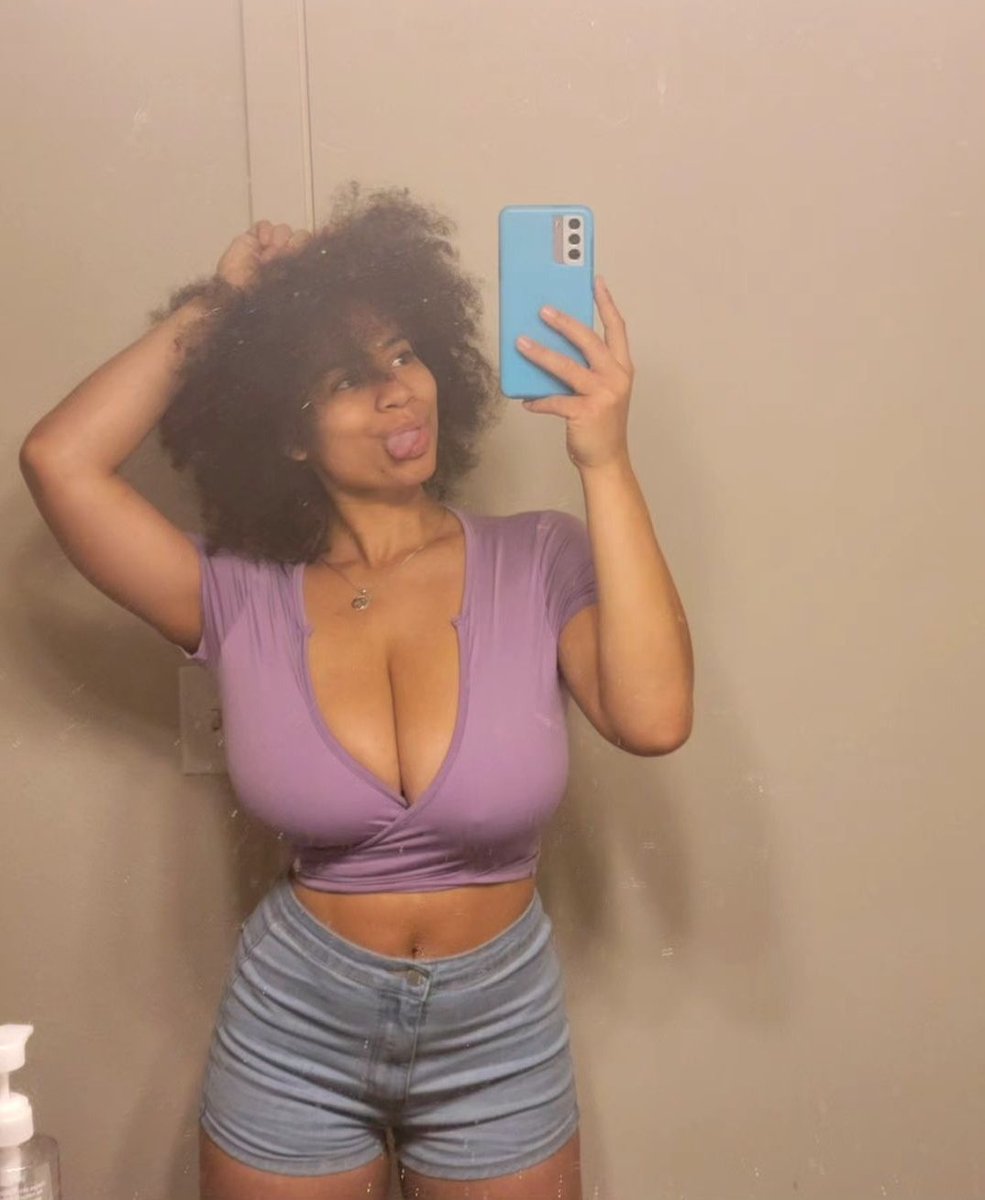 PBcujv's tweet photo. @fit_lake_momma @fithotmoms @hotfun1990cpl @BoatBikini @mrsfitmaddymaze @thongwife @Wyldwife @FitWife21 @SouthernPuddles @flirtyfitblonde @VacayVixen @Ashley_island24 @Secretlifeofhot @MsHoneyJoClark https://t.co/CvaLH5Uvm1
