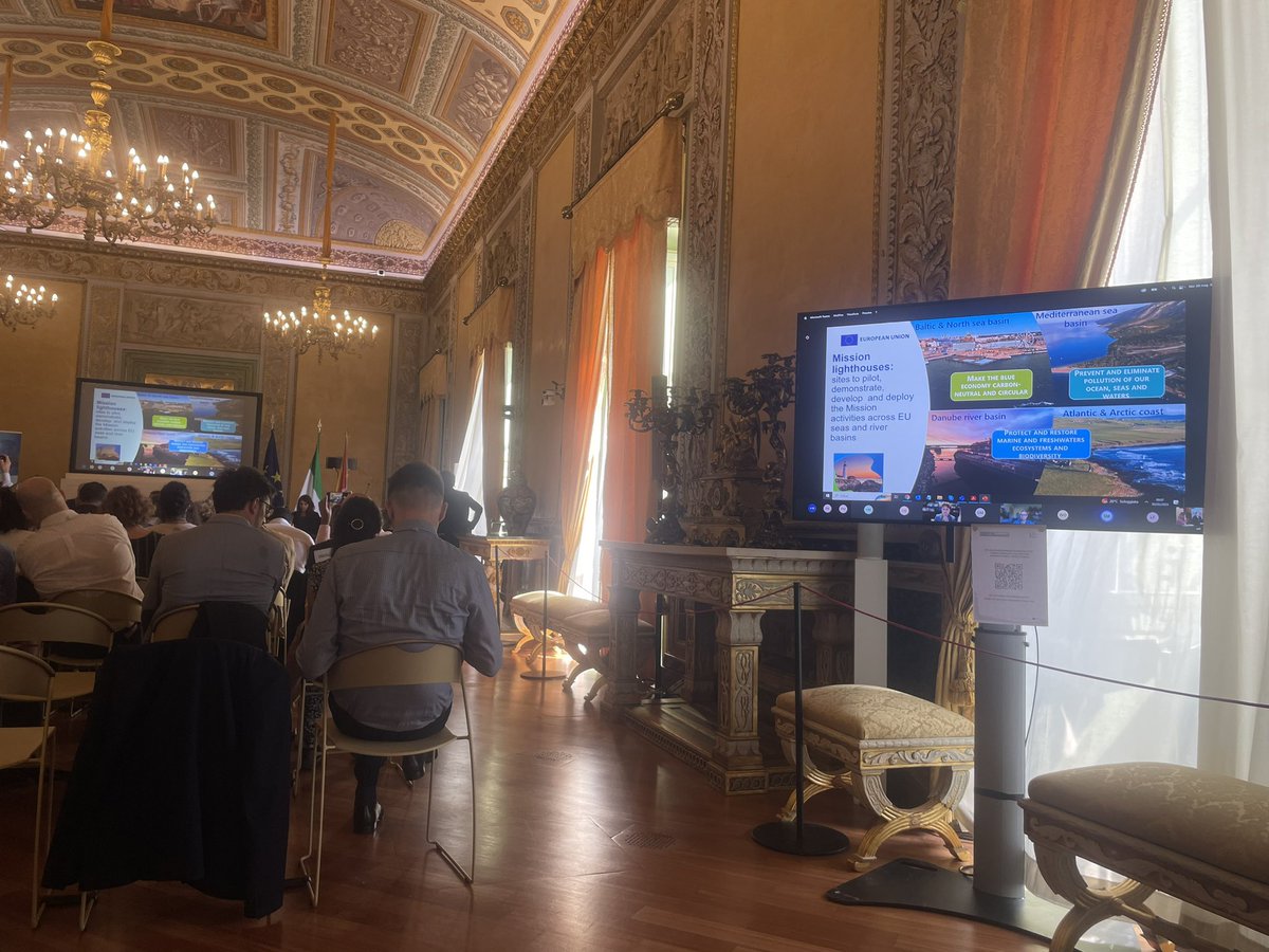 🇮🇹We’re in #Palermo, attending the 1st @bluemissionmed Stakeholder forum & the @eumissionocean Med lighthouse event ! 🌊It is essential to bridge the #gap between the Med shores & to engage @OceanDecadeECOP in a co-creation process, focusing on #inclusivity, #diversity & #equity