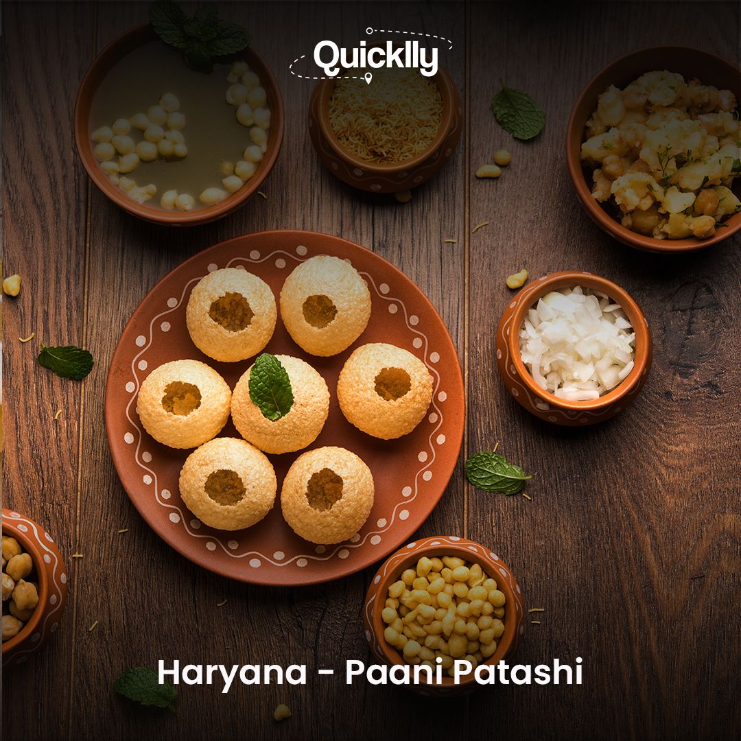 Gol Gappa is known by many names all over India. In Maharashtra, it is called “pani puri.” In Haryana, it is called “pani ke patashe.” Depending on the state you are in, the ingredients of this dish change. 

#Quicklly #IndianSnack #PaniPuri #GolGappa #GupChup #PaaniPatashi