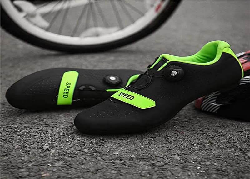 Cycling shoes for wide feet have never been helpful for anyone, whether you are a female, or male, & especially not for riders. A cyclist's search Wide Cycling Shoes is like finding a spike in a Hay-Stack; it's nearly impossible! #bicycleshoes

footwearcorner.com/wide-cycling-s…