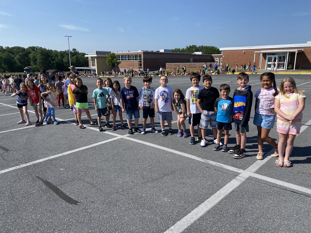 Lauren Evans tweet media