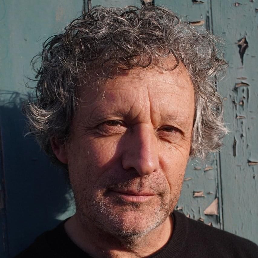 ukhealthradio's tweet photo. 'The Good Listening To Show' hosted by @thatchrisgrimes on @ukhealthradio - Good Books Ep with ‘Storysmith’ @pauldodgson - #Writer, #musician and #teacher with a special interest in life-writing and scriptwriting. Book - ‘On the Road Not Taken’.

👉🏼 🎧 https://t.co/xKX3TD5oPh https://t.co/FI5QRbokKV