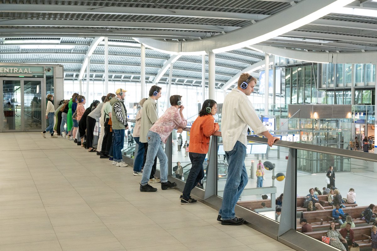 SpringUtrecht's tweet image. Dit was SPRING 2023! Wij hebben genoten van 10 fantastische dagen vol vernieuwende dans, theater, performances en meer in de stad Utrecht. Zien we jullie volgend jaar? SPRING 2024 vindt plaats van 23 mei t/m 1 juni. Save the date! #spring2023 #festival #utrecht 📸 @allardwillemse