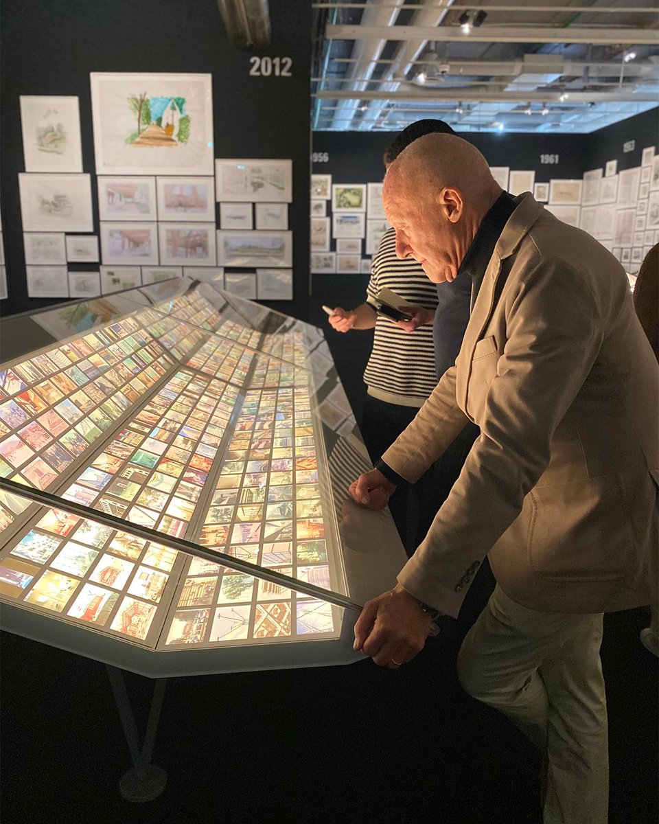 パリの〈ポンピドゥー・センター〉にて、ノーマン・フォスターの大回顧展が開催中。まもなく88歳となるフォスターによる説明を交えながら、展覧会を紹介します。
⇒　casabrutus.com/categories/arc…